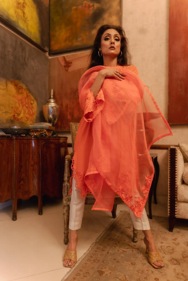 Grip Cut work Kurta Paired with Ogranza Embroidered Duppata