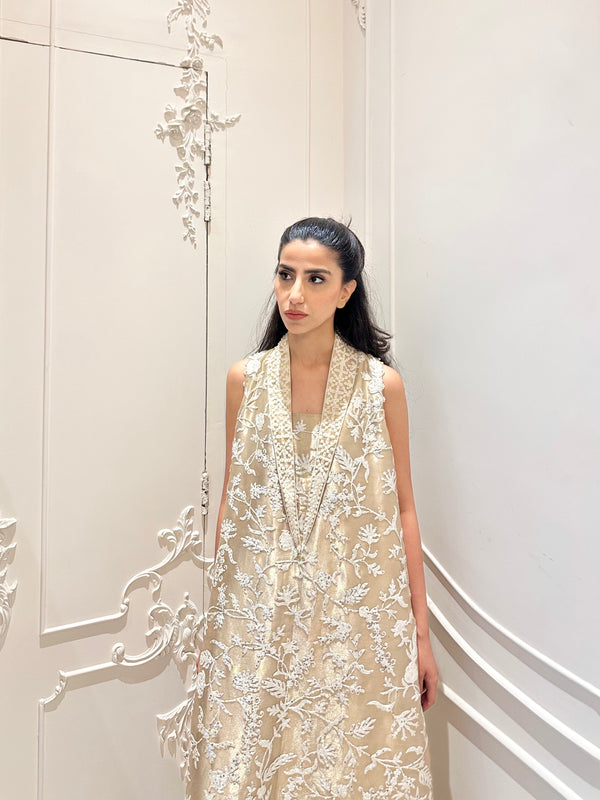 Ivory Thread
