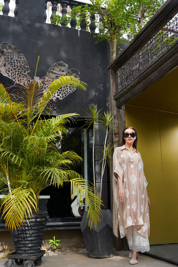 IVY Beige & White Luxury Shirt