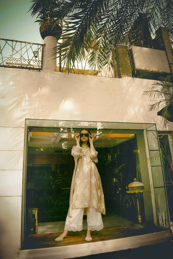 IVY Beige & White Luxury Shirt