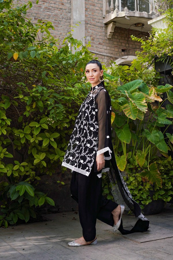 IVY Luxury Black & White Shirt