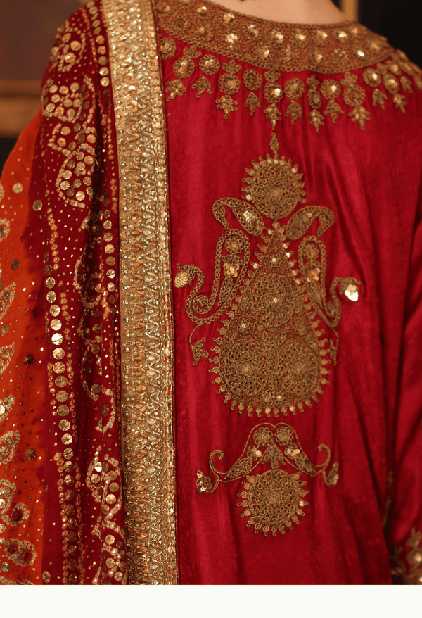 Scheherazade’s Crimson Majesty