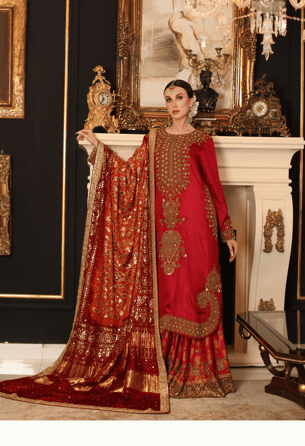 Scheherazade’s Crimson Majesty